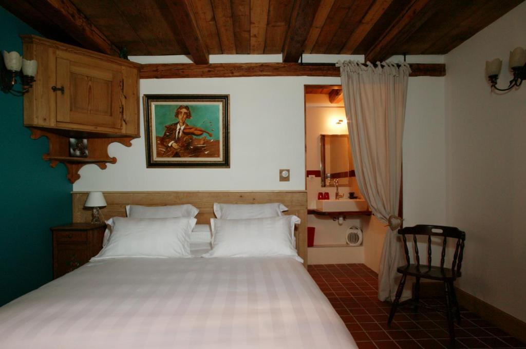 Chambres D'Hotes La Stoob Strasbourg Sud Illkirch-Graffenstaden Rum bild
